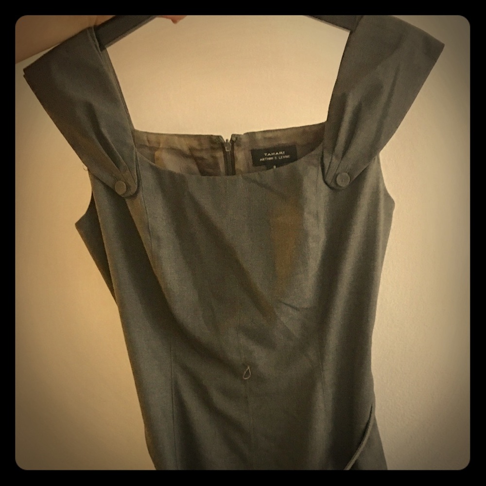 Gown dress